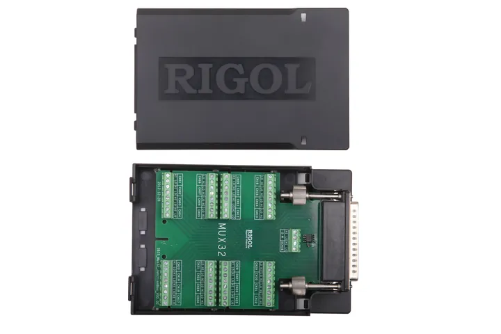 RIGOL M3TB32 32 channel MUX Terminal Box, front view